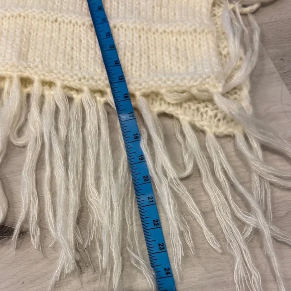 Elegant knitted Cream Knit Poncho with Fringe - Picture 12 of 12